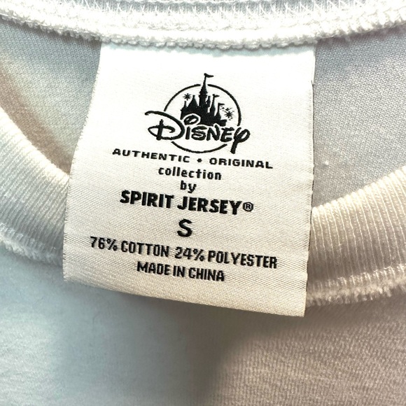 Disneyland Christmas Castle Snowflake Fleece Spirit Jersey az small - Picture 6 of 7